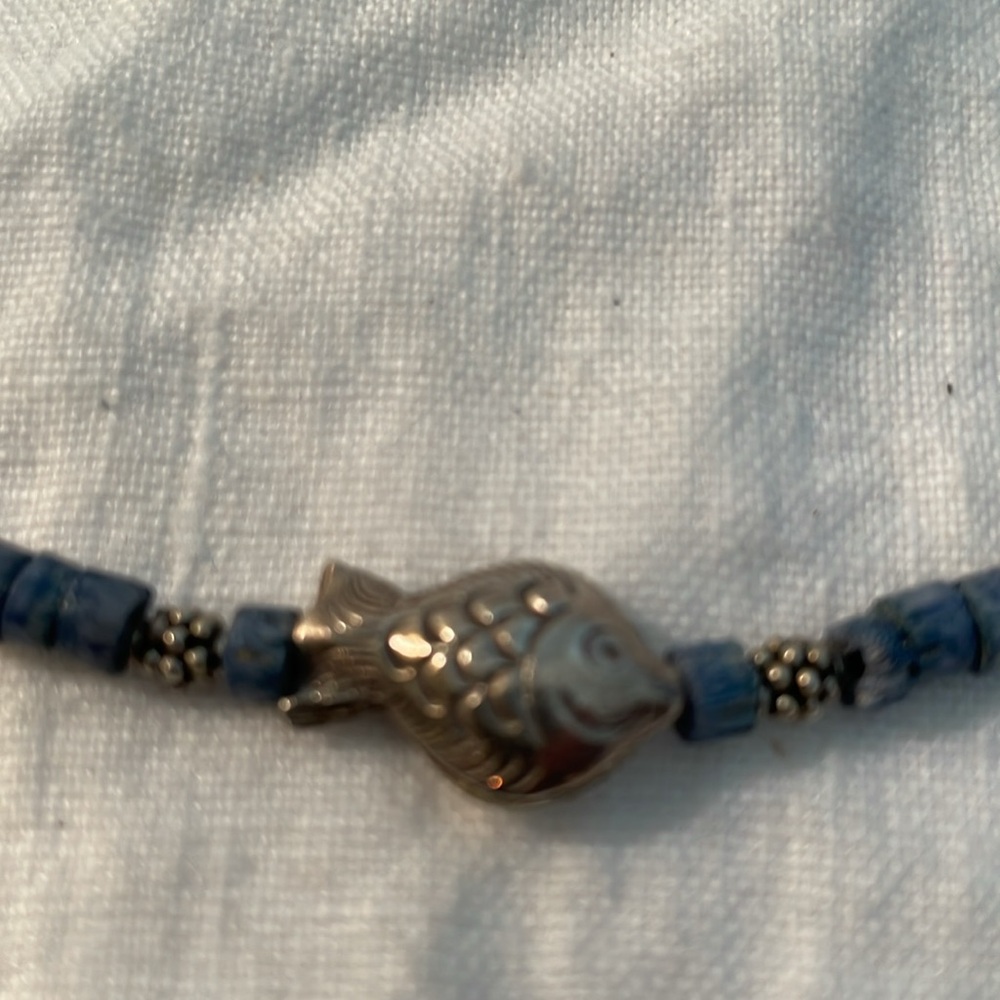 Blue Sponge Coral and Thai Silver Fish Necklace - Picture 4 of 4